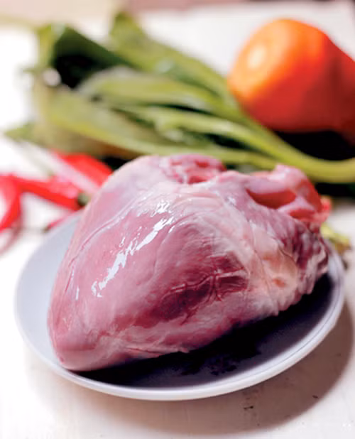 Tim lợn giúp trị căng thẳng thần kinh. Ảnh minh họa.