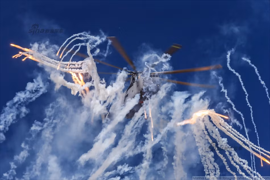 To lớn, nặng nề nhưng trực thăng Mi-26T cũng không chịu kém cạnh “anh em” Mi-24/28.