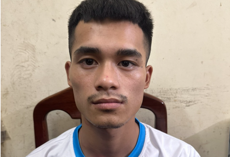 Bac Giang: Bat khan cap doi tuong lua dao tren khong gian mang