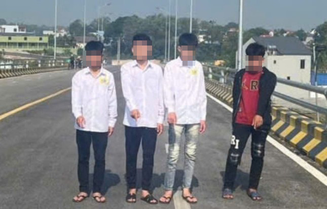 Bắt nhóm học sinh chặt và cướp biển số xe ở Bắc Giang Bat nhom hoc sinh chat va cuop bien so xe o Bac Giang