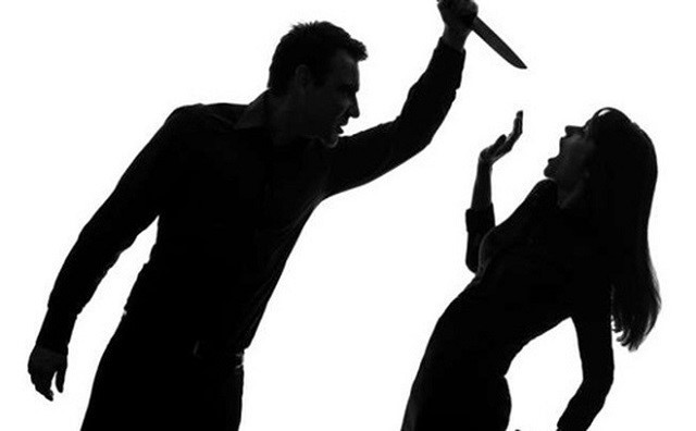 Ban chuyên án nhận định, chị Linh xa quê đã lâu, rất ít người quen nên có thể đây là vụ án giết người, cướp tài sản. Trong lúc đang truy tìm người cuối cùng đi với nạn nhân, trinh sát nhận được tin khoảng 18h ngày 15/5/2010 một người dân trông thấy chị Linh cùng cháu gái Dương Thị Tinh (17 tuổi) và Nguyễn Toàn (39 tuổi). Trong hôm đó, chị Linh và cháu Tinh không trở về. (Ảnh minh họa, nguồn internet)