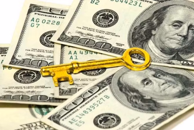 Thông thường, không nên để tiền ở những nơi như ngăn kéo, trong hộp hoặc dưới gối hoặc những vị trí dễ thấy.