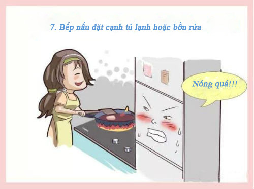 Trong việc thiết kế nội thất của phòng bếp, bạn cần lưu ý không đặt bếp nấu ngay cạnh hoặc đối diện tủ lạnh bởi sẽ xảy ra sự xung khắc giữa các yếu tố hỏa (bếp nấu) và nước (tủ lạnh), đồng thời sẽ gây ra các vấn đề liên quan đến sức khỏe.