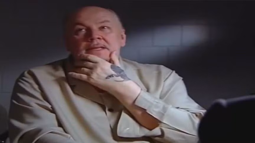 Các chuyên gia chẩn đoán Kuklinski mắc chứng rối loạn nhân cách và rối loạn nhân cách chống xã hội.