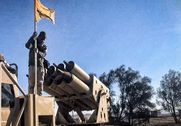 Chien binh al-Nujaba diet phien quan IS tren tuyen Tikrit-Mosul-Hinh-4