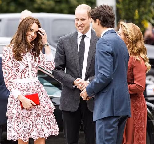 Công nương Anh Kate từng e thẹn khi gặp Thủ tướng Canada. (Nguồn: Báo Tin Tức)