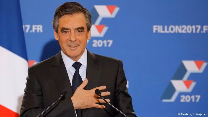 Cựu Thủ tướng Pháp Francois Fillon (62 tuổi) là đại diện của Đảng Những người Cộng hòa (LR) ra tranh cử Tổng thống. Ảnh: DW