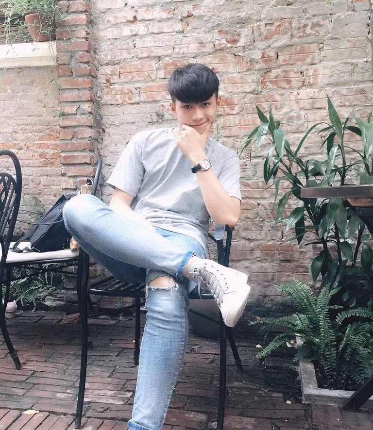 Nam sinh Yên Bái muốn trở thành tiếp viên hàng không trong tương lai.