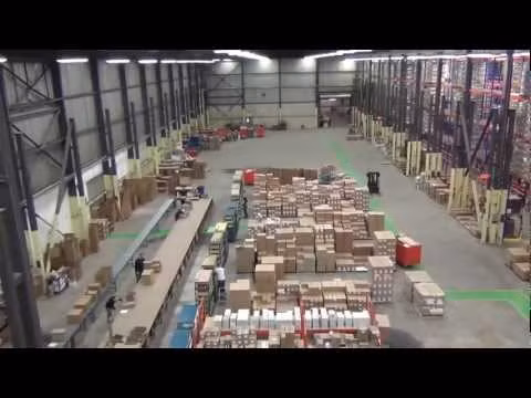 Bên trong công ty của chồng mới cưới siêu mẫu Trang Lạ. Ảnh chụp video giới thiệu Ideal Protein trên Website công ty.