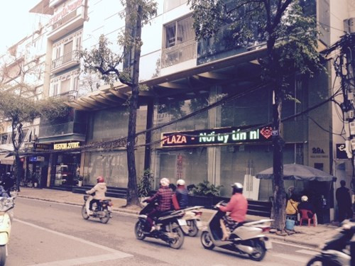 Thông tin này nhanh chóng gây sự chú ý của dư luận bởi quy mô của cửa hàng vàng Phú Cường không hề nhỏ, đặc biệt là trong lĩnh vực kinh doanh kim cương, trang sức quý. Ảnh: ANTĐ