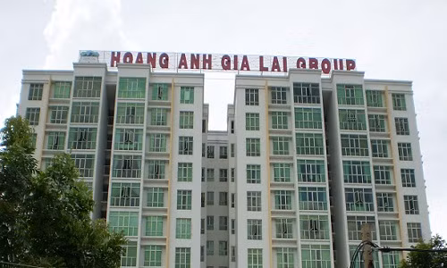 HAGL no 12.000 ty dong cua nhung ngan hang nao?