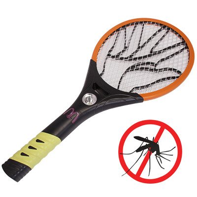 Một cách diệt muỗi không hóa chất đó là dùng các dụng cụ chuyên biệt như vợt muỗi, máy xua muỗi, đèn bắt muỗi. Tuy nhiên, bạn cũng nên cân nhắc cách làm này, phạm vi diệt muỗi của các thiết bị chỉ ở giới hạn nhất định.