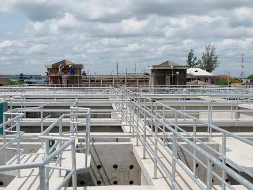 Báo Người Lao Động có đưa thông tin, theo kết luận thanh tra, chỉ mới thanh tra một phần của dự án nhưng đã phát hiện số tiền chênh lệnh giá trị đầu tư thực tế so với quyết toán của dự án này là hơn 165 tỷ đồng. Ảnh: NLĐ