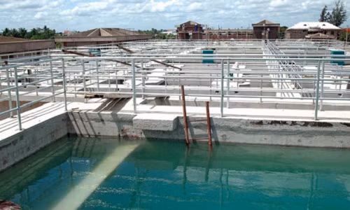 Dự án nhà máy cấp nước Boo Đồng Tâm khởi công năm 2009, tổng số vốn đầu tư 1.412 tỷ đồng, chia làm hai giai đoạn.