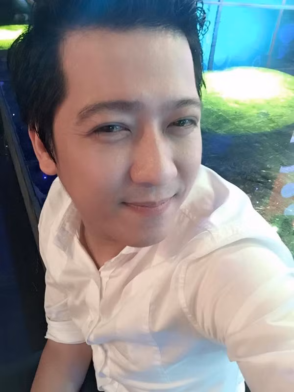 Ngoài ra, các chương trình mà Trường Giang làm MC giúp anh thu về 30 triệu đồng cho mỗi một tập.