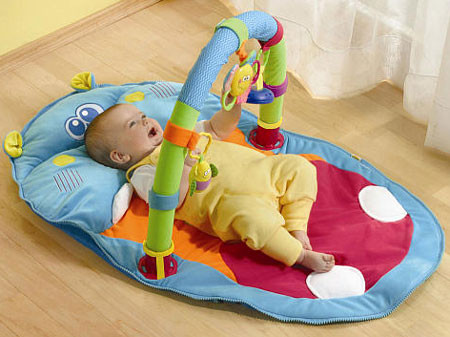 Đồ chơi hoặc đồ trẻ em thường không quá cũ bởi chúng sử dụng trong thời gian ngắn, tùy thuộc vào độ tuổi của trẻ. Bạn có thể cho thuê hoặc bán chúng với mức nửa giá ban đầu.