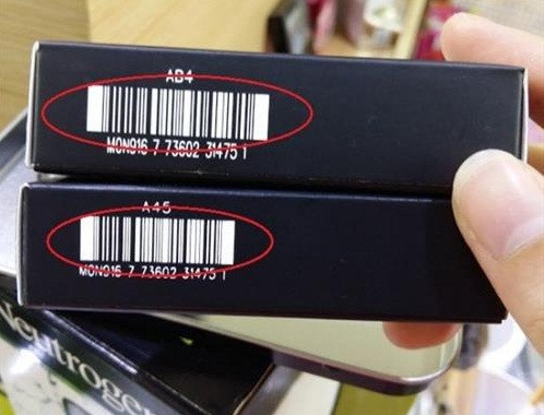Mã vạch là một trong những yếu tố giúp bạn nhận diện hàng thật và hàng nhái. Mã vạch của son thật thường rất ngắn.
