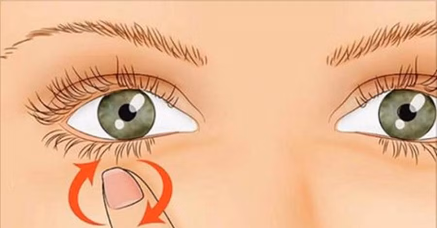 Chi mat 5 dau hieu xuat hien trong ngoi nha bi am, ngheo may doi