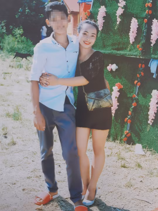 Hai chi em mat tich bi an voi dong tin nhan “la” khien gia dinh hoang mang