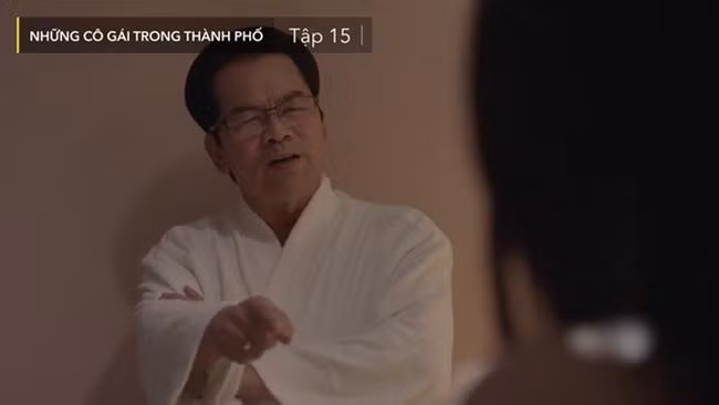 Nhan sắc xinh đẹp của diễn viên đóng cảnh nóng với NSND thuộc thế hệ 5X - Hình 5 Nhan sac xinh dep cua dien vien dong canh nong voi NSND thuoc the he 5X-Hinh-5