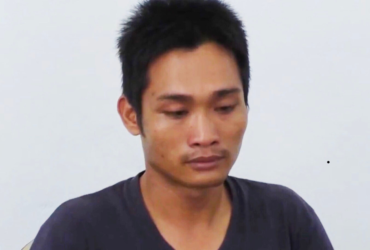 Ke giet con gai 8 tuoi roi nem xuong song khai gi?