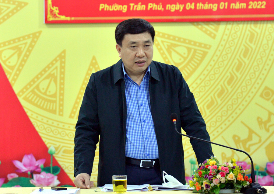 Từ tháng 02/2008 - 12/2011: Ủy viên Ban Chấp hành Trung ương Đoàn, Ủy viên Ban Thường vụ Trung ương Đoàn (khóa IX); Chánh Văn phòng Trung ương Đoàn; Bí thư Đảng bộ Văn phòng Trung ương Đoàn; Ủy viên Ban Thường vụ Đảng ủy cơ quan Trung ương Đoàn (khóa XXI). Từ tháng 12/2011 - 11/2012: Bí thư Ban Chấp hành Trung ương Đoàn (khóa IX); Ủy viên Ủy ban An toàn giao thông quốc gia; Ủy viên Hội đồng quản trị Ngân hàng Chính sách Xã hội Việt Nam. 