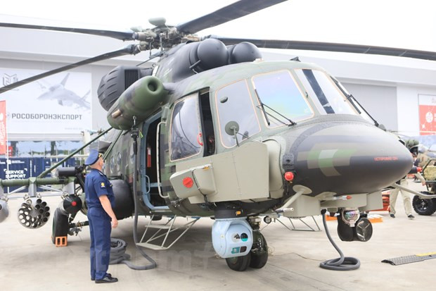 Trong khuôn khổ Diễn đàn kỹ thuật quân sự Moskva 2020, Tập đoàn Trực thăng Nga lần đầu tiên giới thiệu trực thăng vận tải đa năng Mi-171Sh tiên tiến nhất, sắp được trang bị cho các lực lượng vũ trang Nga.