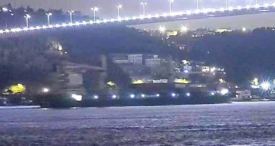 Chiếc tàu vận tải nói trên được xác định là Sparta IV, khi đi qua Eo biển Bosphorus tàu chở theo nhiều vũ khí hạng nặng. Một số vũ khí này có thể được nhìn thấy trên mặt boong tàu. Trong đó phần lớn là xe tăng chiến đấu T-62M và pháo nhiệt áp TOS-1A.