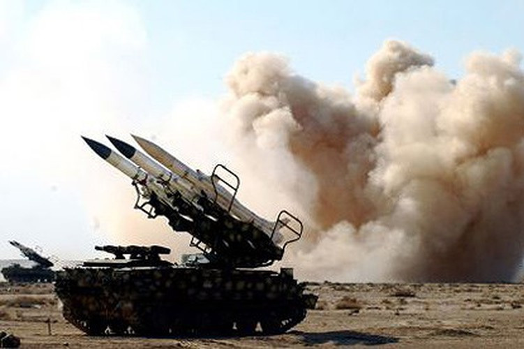 Các phiên bản của 2K12 Kub hiện nay hầu hết đã bị rút khỏi biên chế do không đáp ứng được yêu cầu trong tác chiến hiện đại, tuy vậy một số quốc gia tại Trung Đông như Syria, và ở Bắc Phi như Libyia vẫn đang biên chế loại vũ khí này.