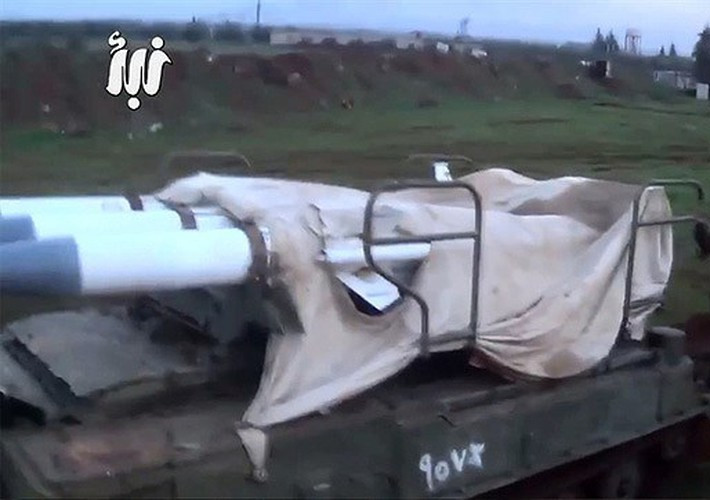 Tất cả các phiên bản Kub đều sử dụng tên lửa có trọng lượng 630 kg giống nhau. Điểm khác biệt duy nhất chỉ nằm ở tầm hoạt động và trần bay tối đa mà chúng có thể vươn tới.