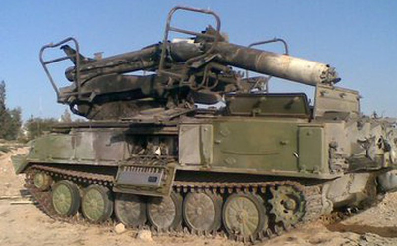 Vụ tấn công diễn ra hôm 5/5 khi UCAV của Thổ đang hậu thuẫn Chính phủ Hiệp định Quốc gia Libya (GNA) tấn công vào căn cứ không quân Al-Watiya của Quân đội Quốc gia Libya (LNA), căn cứ này nằm ở phía tây nam của thủ đô Tripoli.