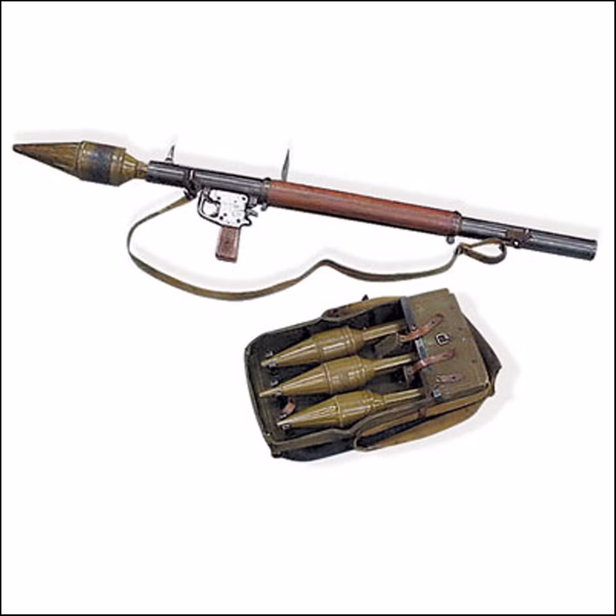 Không chỉ tiêu diệt xe tăng - xe thiết giáp, trong kháng chiến chống Mỹ, đã ghi nhận trường hợp quân ta sử dụng B40 tiêu diệt thành công cả máy bay trực thăng của Mỹ. Theo báo Quân đội Nhân dân Online, trưa ngày 11/11/1971, Trung đội du kích xã Kỳ Nơi, huyện Hướng Hóa, tỉnh Quảng Trị đã thực hiện cuộc tấn công tiêu diệt gọn cả một trung đột biệt kích đổ bộ bằng trực thăng xuống địa bàn. Đặc biệt, trong trận này, tổ chiến đấu sử dụng súng B40 đã bắn hạ cả trực thăng.