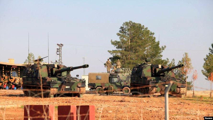 Do công tác trinh sát trận địa không chuẩn hoặc có một vài yếu tố tác động mà binh lính Thổ Nhĩ Kỳ đã trút một cơn mưa đạn vào nhầm vị trí lính Nga đóng quân.