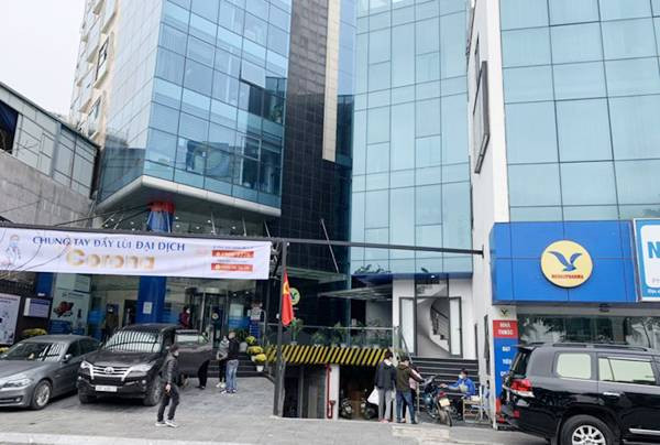 Ha Noi thong bao khan tim nguoi den vien Medlatec va 2 cho