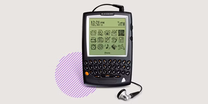 BlackBerry 5810 là một trong những thiết bị đầu tiên chạy trên nền Java, được tích hợp chức năng gọi điện thoại nhưng phải cắm thêm tai nghe. Cùng với hai phiên bản khác, BlackBerry 5810 chạy trên mạng 2G và có màn hình đơn sắc 160x160 pixel.