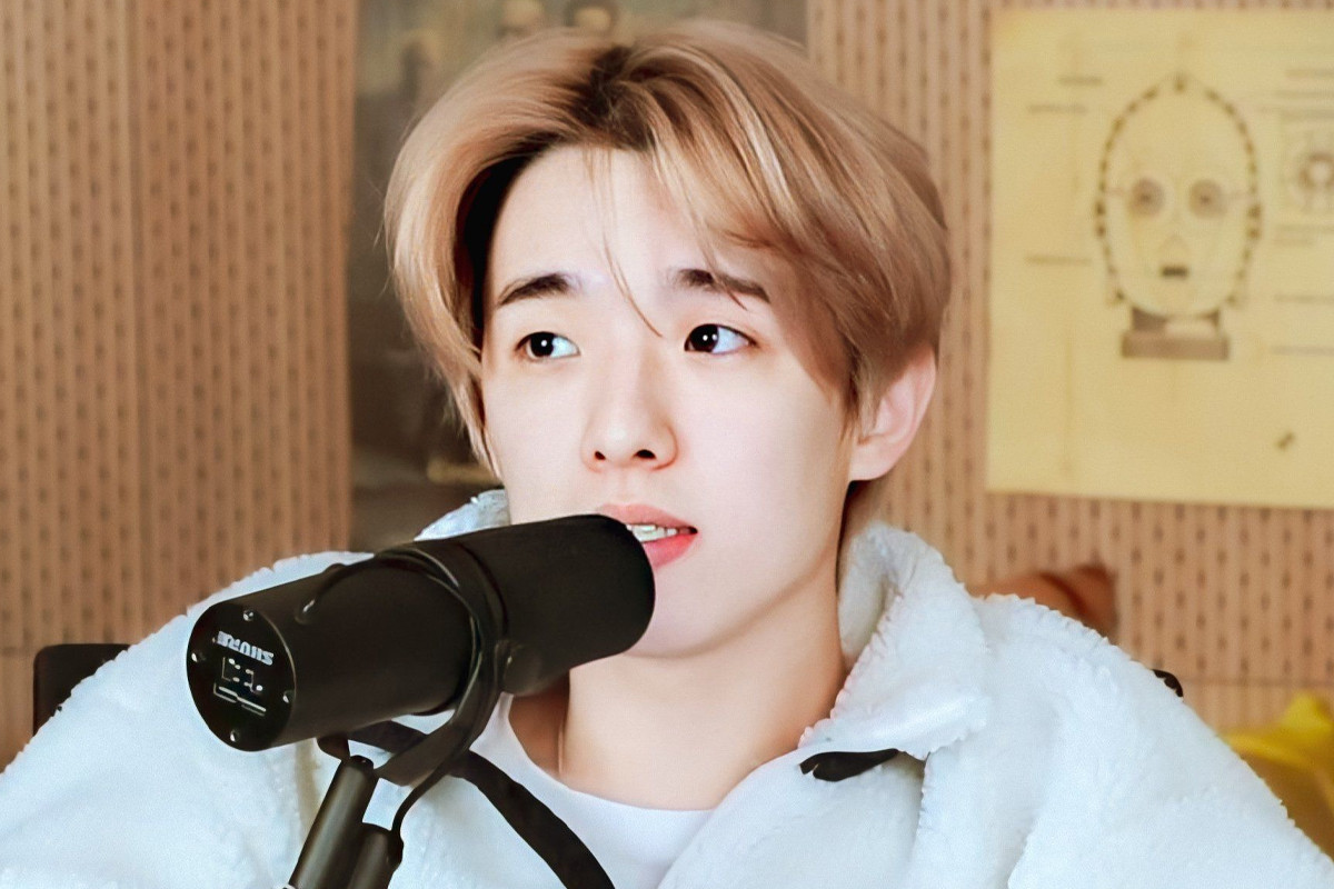 Jae (ban nhạc DAY6) có 881.000 người đăng ký kênh cá nhân eaJ. Kể từ khi tạo kênh vào tháng 1/2016, nam ca sĩ đã có 21 triệu lượt xem cho 29 video. Thu nhập ước tính của Jae lên đến 13,200 USD mỗi tháng, 157,900 USD mỗi năm.