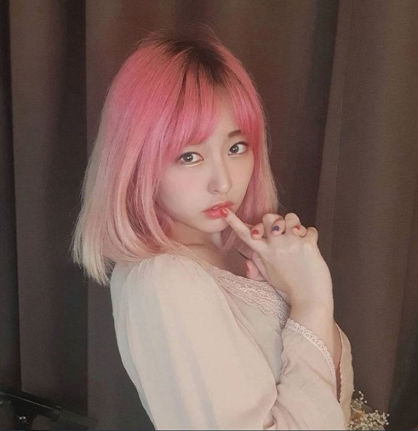 Một trong những game yêu thích của nữ streamer là FPS, cô nàng cũng tự nhận mình là fan của các game bắn súng sơn.