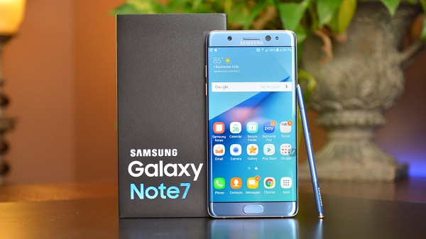Trang TrustedReviews dẫn nguồn từ lãnh đạo của Samsung cho hay: "Khi Note 6 ra mắt với số hiệu thấp hơn Galaxy S7, người dùng dễ có cảm giác họ đang mua một thiết bị lỗi thời, do vậy, việc thống nhất số hiệu cũng sẽ thống nhất hình ảnh cao cấp mà Samsung muốn mang đến".