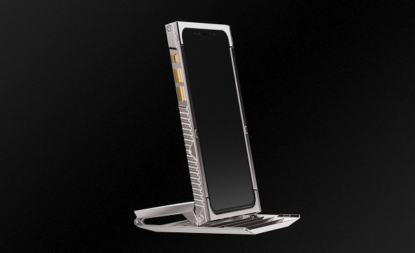 Lần này Caviar đã tiếp cận theo chiều hướng khác, đó là hoàn thiện chiếc iPhone lấy cảm hứng từ xe tải Cybertruck của Tesla.