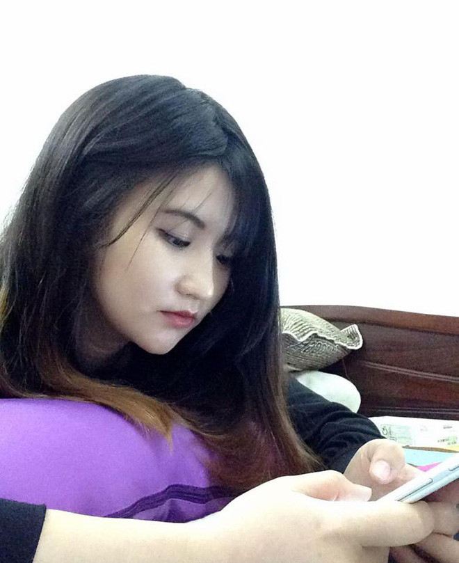 Hiện tại cô nàng đang sinh sống và làm việc tại Hà Nội. Trong video giới thiệu về nhà mới, Độ Mixi cũng tiết lộ mình đã chuẩn bị luôn căn phòng cho em gái.