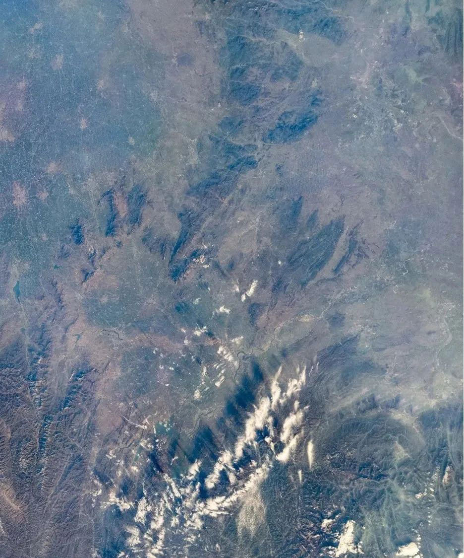 Ý tưởng sử dụng Xiaomi Mi 10 Pro chụp ảnh Trái Đất ngoài vũ trụ được đưa ra bởi Lei Jun, CEO Xiaomi.