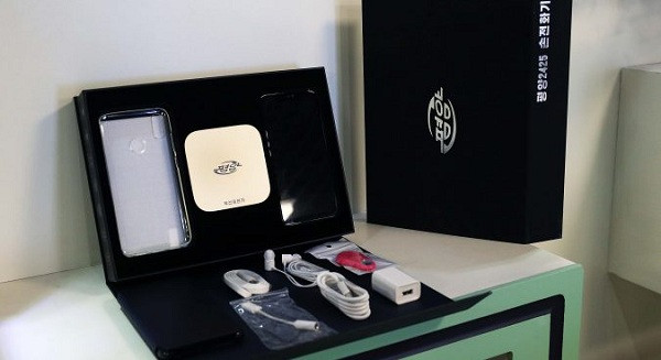 Theo cơ quan thống kê Triều Tiên, số người dùng điện thoại của nước này đạt 3,8 triệu năm 2017, chiếm khoảng 15% dân số. Ba nhà mạng di động ở Triều Tiên là Kang Song Net, Byol và Koryolink ước tính đang có tổng cộng 4 - 5 triệu khách hàng, tức khoảng 20% dân số nước này, chủ yếu tập trung ở thủ đô Bình Nhưỡng. Người dân Triều Tiên đua nhau dùng điện thoại di động | VTC14