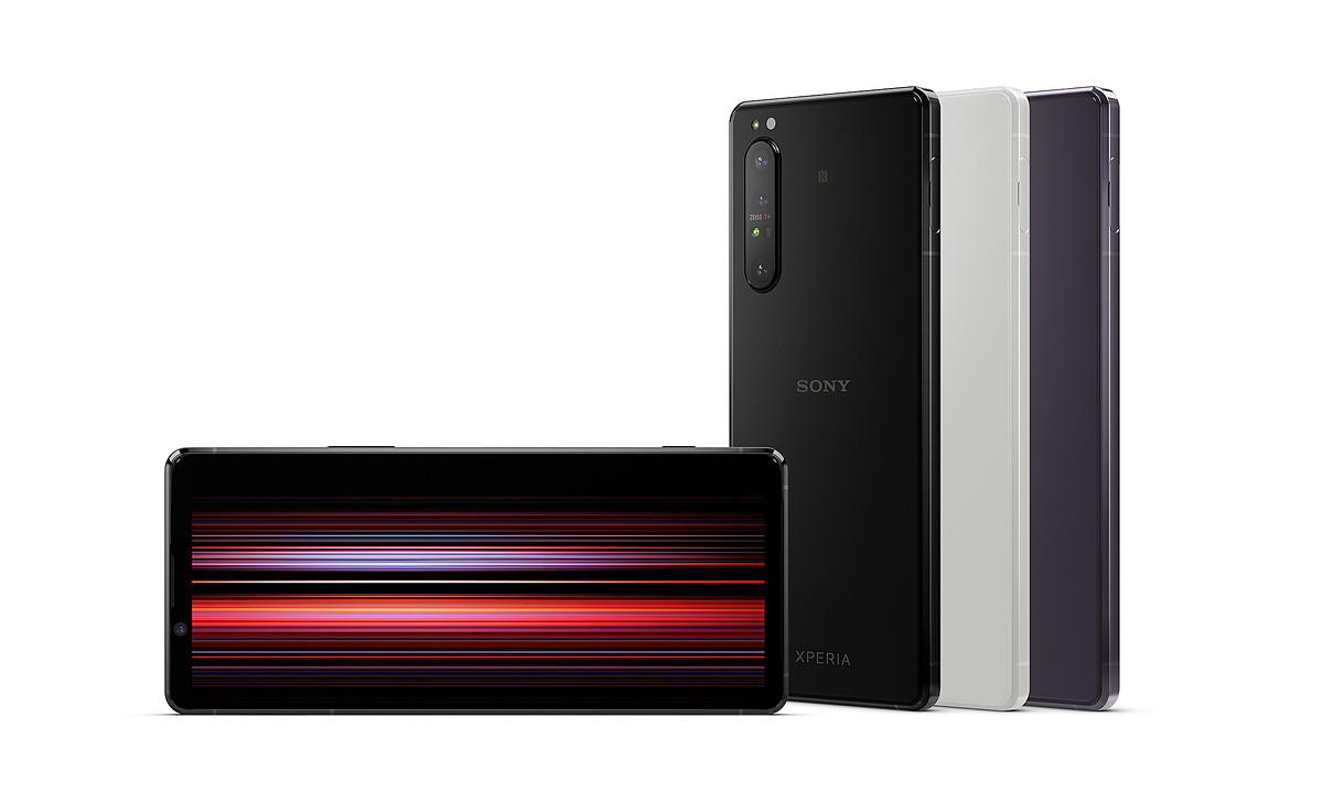Xperia 10 II và Xperia 1 II là hai mẫu điện thoại cao cấp vừa được Sony giới thiệu tại Việt Nam. Trong đó, Xperia 1 II gây ấn tượng bởi khả năng chụp liên tục 20 khung hình/giây và tính toán lấy nét cực thông minh.