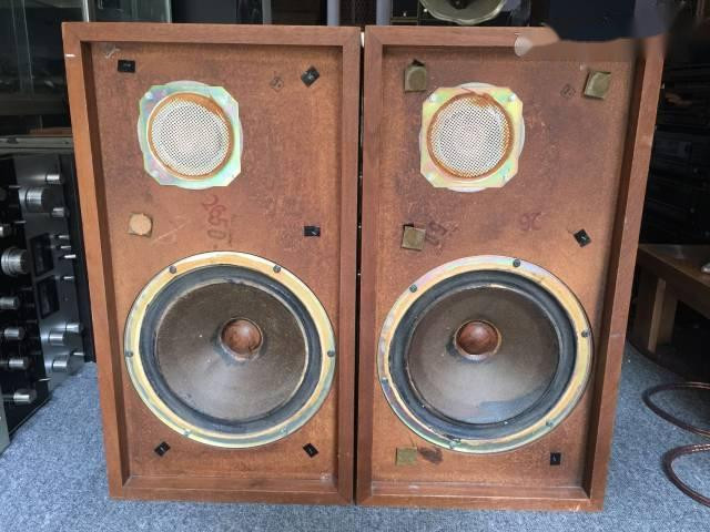 Kể từ ra đời cho đến khi bị khai tử, loa KLH 6 luôn đứng trong top đầu bảng doanh thu của nhà sản xuất. KLH 6 phổ biến nhất trong giai đoạn 1970 - 1980, sở hữu chất lượng âm thanh cực tốt.