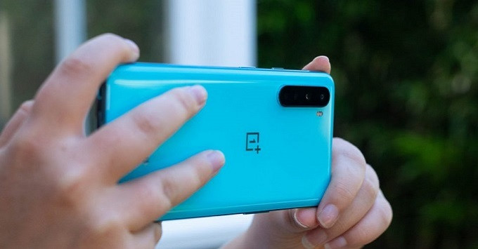 Vị trí điện thoại Android giá trị nhất bất ngờ thuộc về OnePlus Nord. Smartphone này được cho là nỗ lực tiếp theo của OnePlus nhằm tiếp cận phân khúc tầm trung mà hãng đã bỏ rơi nhiều năm nay.