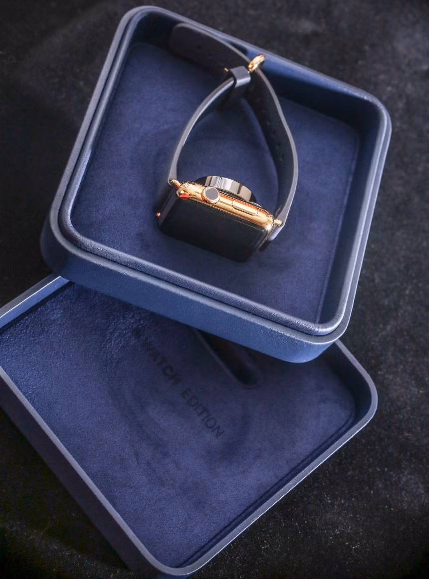 Nếu những bức ảnh mà leaker L0vetodream đăng là chính xác, điều này đồng nghĩa người dùng sẽ có thêm một lựa chọn đồng hồ thông minh mới là Apple Watch Series 6 phiên bản vàng.