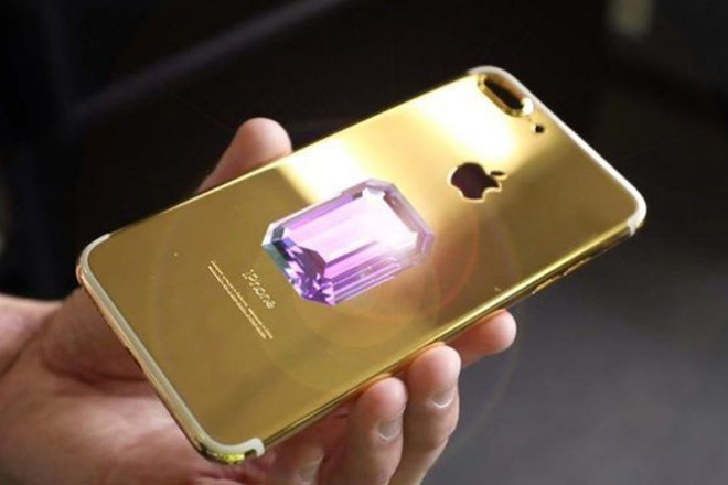 Falcon SuperNova Pink Diamond iPhone 6 (45,5 triệu USD - hơn 1.000 tỷ đồng) là chiếc điện thoại đắt nhất mà thế giới từng chứng kiến.