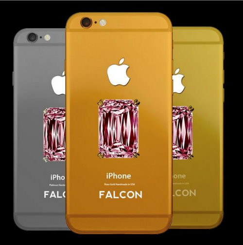 Không nạm hàng trăm viên kim cương hay vàng bạc đá quý, mà mặt lưng Falcon SuperNova Pink Diamond iPhone 6 chỉ có duy nhất một viên ở mặt sau, cũng đủ nâng giá trị của nó lên mức ''cắt cổ'' đến vậy.