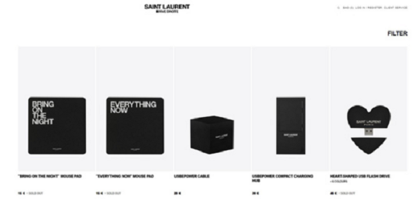 Đây là lót chuột của ông lớn thời trang Saint Laurent, trị giá 15 Euro (khoảng 400 nghìn đồng).