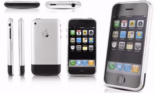Tuy không có nhiều giá trị sử dụng, nhưng phiên bản iPhone thế hệ đầu, hay còn gọi là "đời đầu", vẫn đặc biệt thu hút người yêu công nghệ trên toàn thế giới. Sở dĩ được săn lùng bởi đây là những chiếc iPhone được làm thủ công cực hiếm, chỉ lưu hành nội bộ và lại còn "nguyên seal".